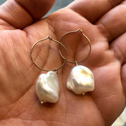 ancienne ambiance - claire van holthe - pearl hoop earrings
