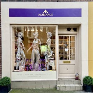 Ancienne Ambiance London Chelsea - the three graces shop window art - March 2020 - National Fragrance Day 2020